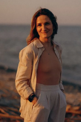 <em>Maria Natalia L.</em>